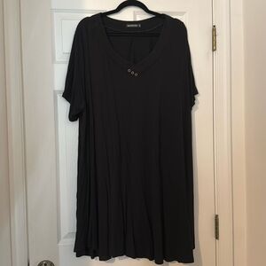 Monnuro Black Short Sleeve Tunic